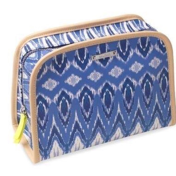 Beauty Bag - Indigo Ikat Print - Picture 3 of 3